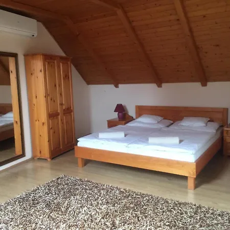 Anonim Vendeghaz Villány