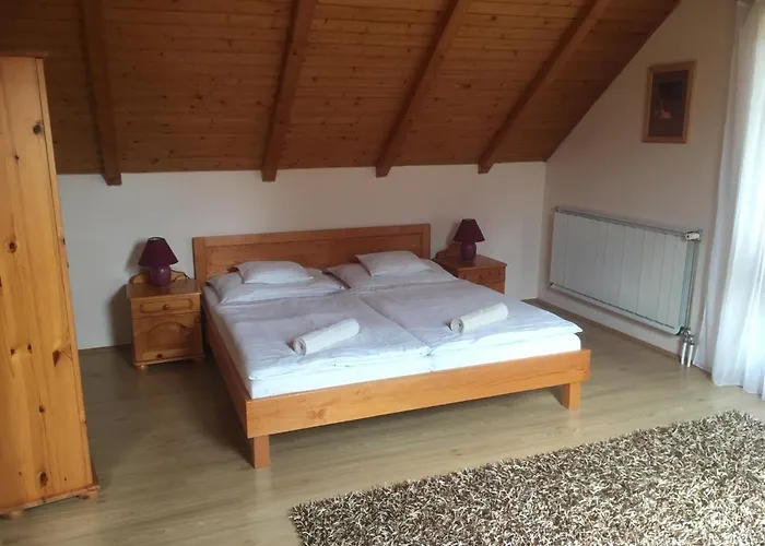 Anonim Vendeghaz * Villány